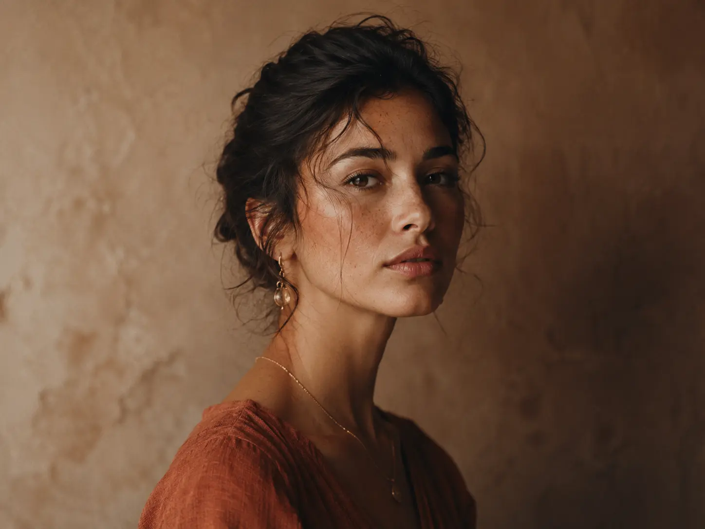 Warm portrait image sample styled for finished editorial work.